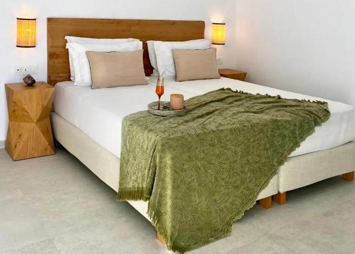 Calistus Mykonos
