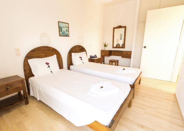 Ccb Bruskos Hotel