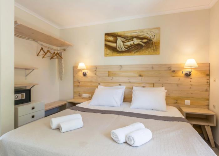 Cavos Beach House