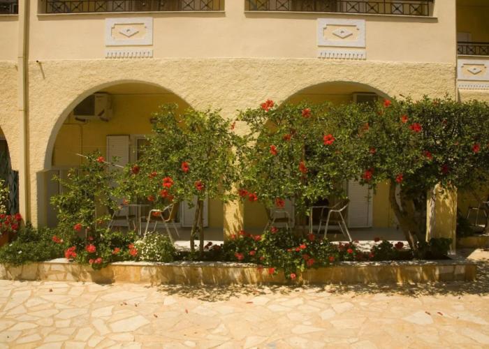 Konstantina Apartments