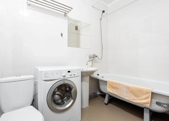 1ka Nevabed v Metallostroye Na Sadovoy Flat