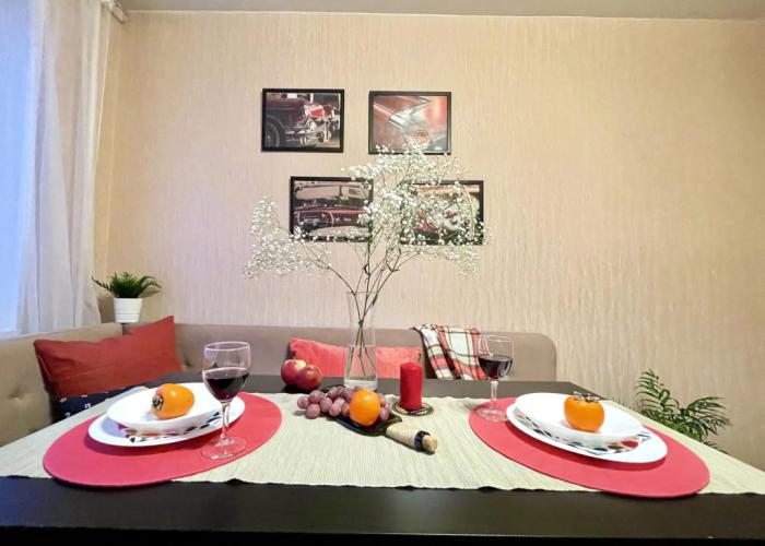 Apartment 2 o'clock on Pushkinskaya street 34