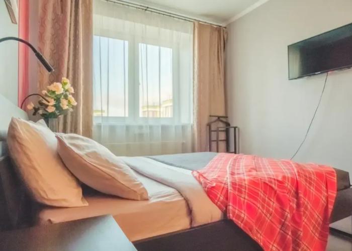 MyhomeYourhome Na Obraztsovoy Apartments