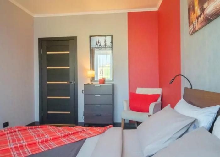 MyhomeYourhome Na Obraztsovoy Apartments