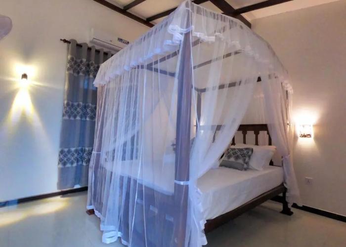 Wagon Wheel Inn - Hostel