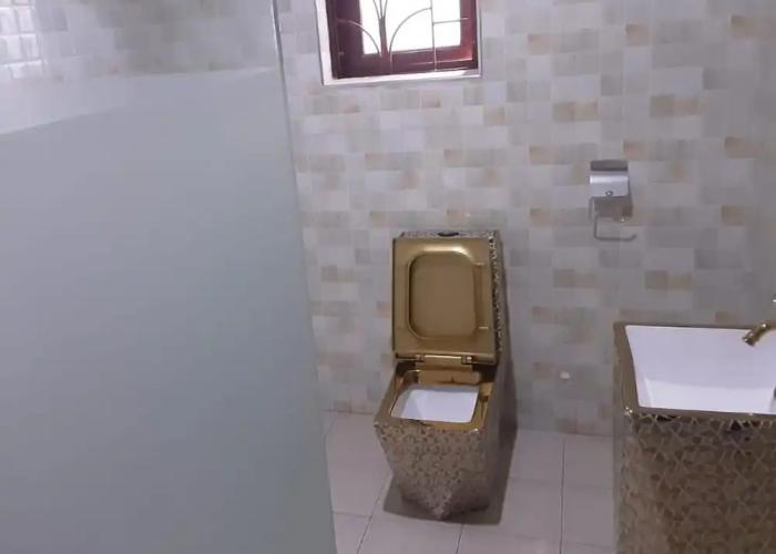 Royal City Dubai Hotel & Suites