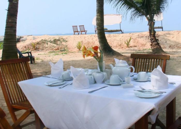 Nico Beach Hotel