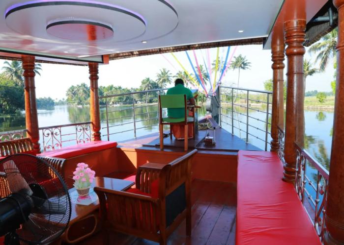Beachparadise  Daycruise houseboat