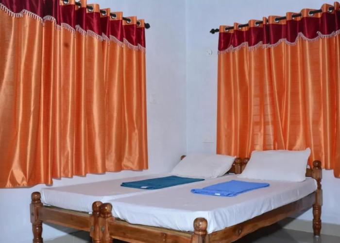 Sea Breeze Beach Home Stay