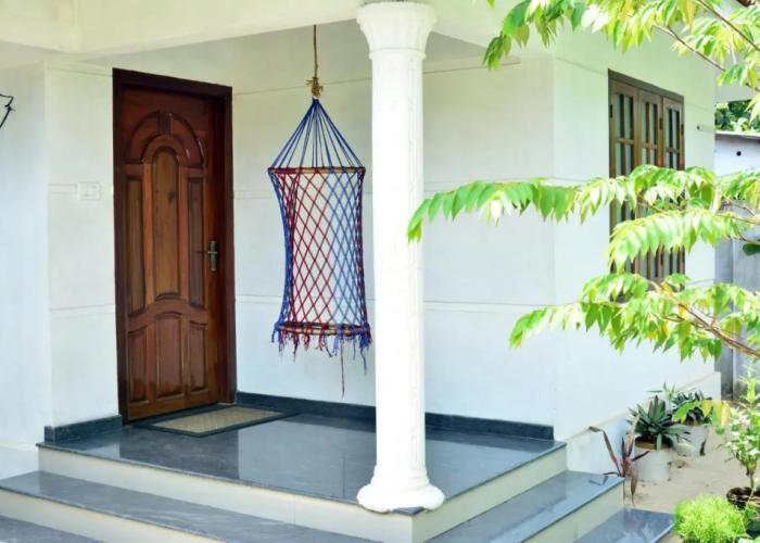 Sea Breeze Beach Home Stay
