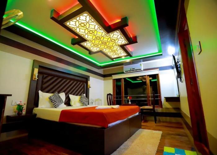 Kerala Luxury House Boat