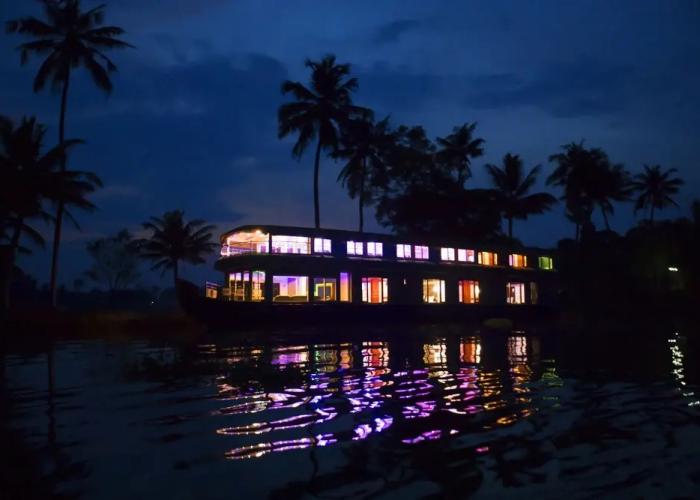Kerala Luxury House Boat