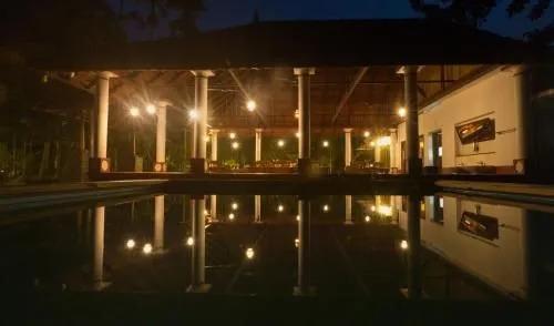 Palmgrove Lake Resort