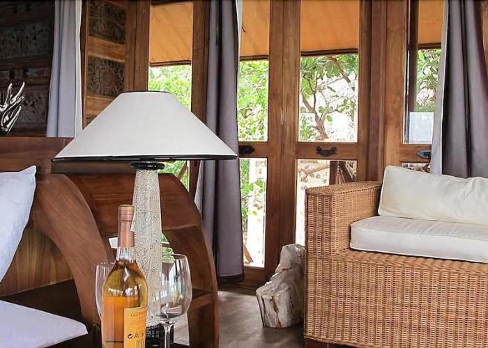 Breve Azurine Lagoon Retreat