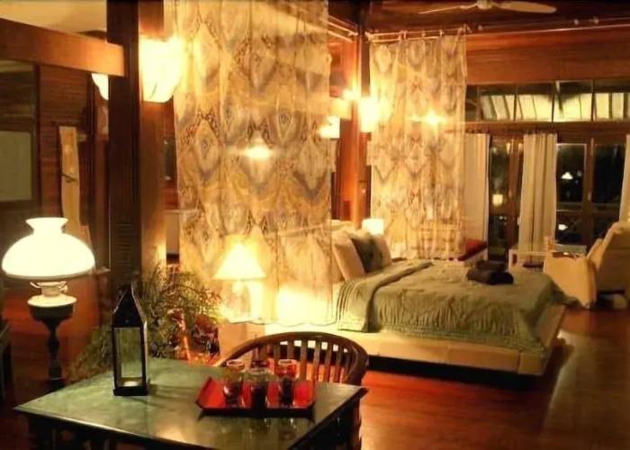 Breve Azurine Lagoon Retreat