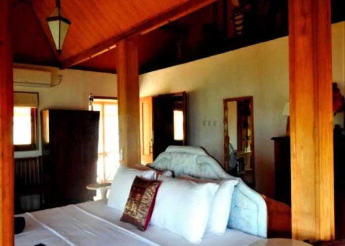 Breve Azurine Lagoon Retreat
