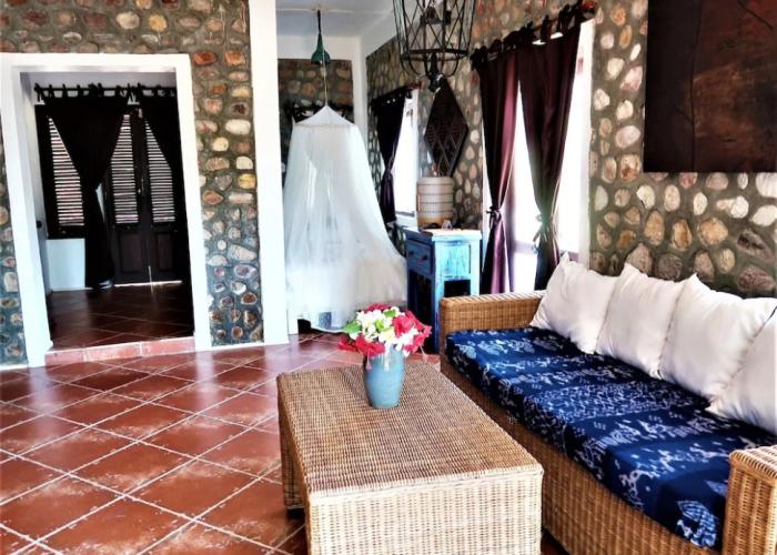 Breve Azurine Lagoon Retreat