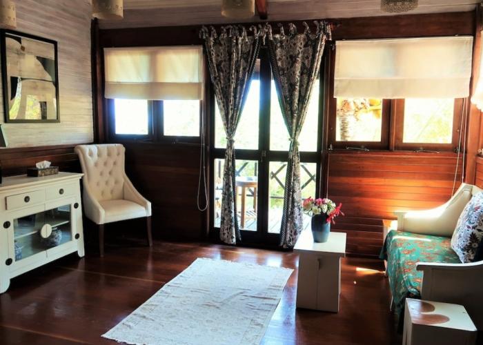 Breve Azurine Lagoon Retreat