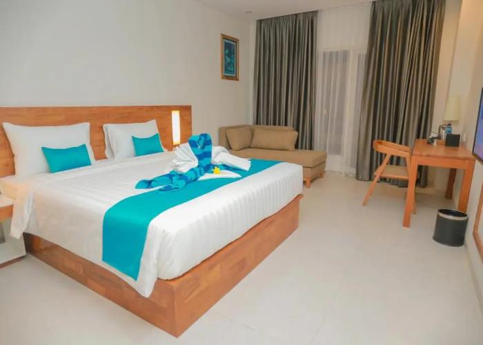 Pollos Hotel & Galerry Rembang