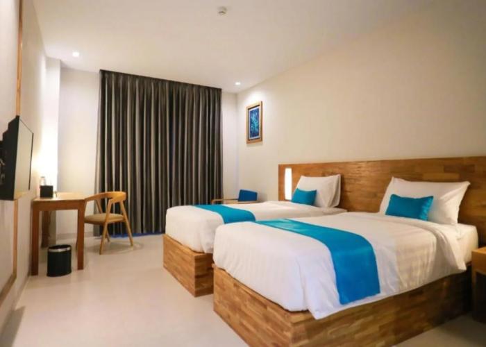 Pollos Hotel & Galerry Rembang