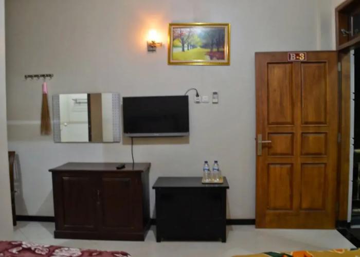Hotel Ratna