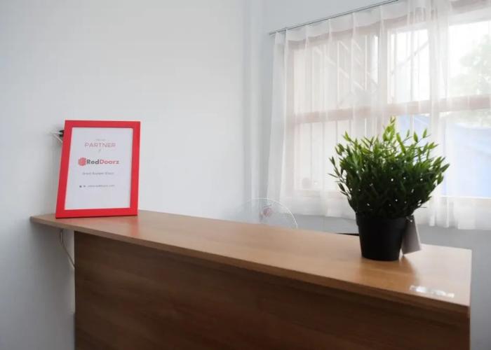 RedDoorz Plus near Alun Alun Kota Blora