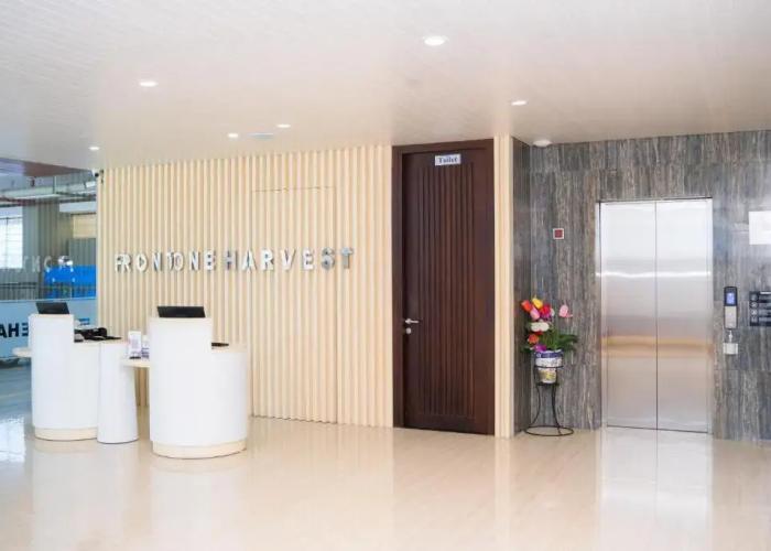 Front One Harvest Hotel Wonosobo