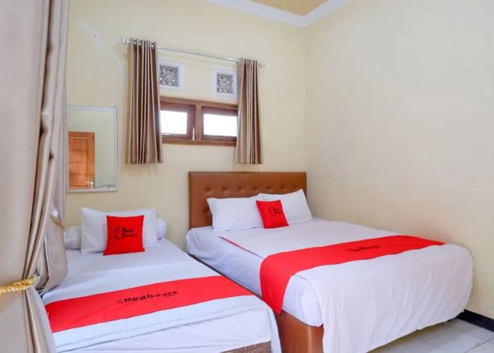 RedDoorz near Desa Wisata Tambi Dieng