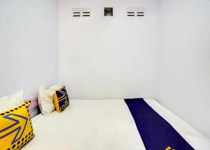 OYO Life 91626 Rr Kost Putri Syariah
