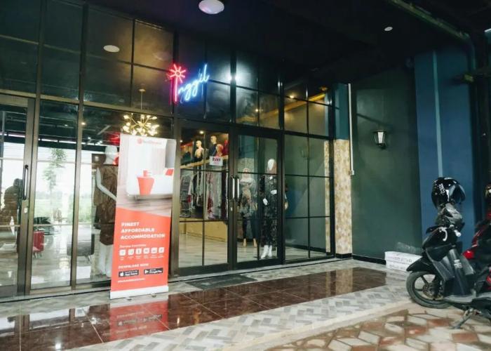 RedDoorz Syariah near Alun Alun Blitar
