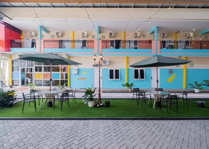 Sans WM Hotel Blitar