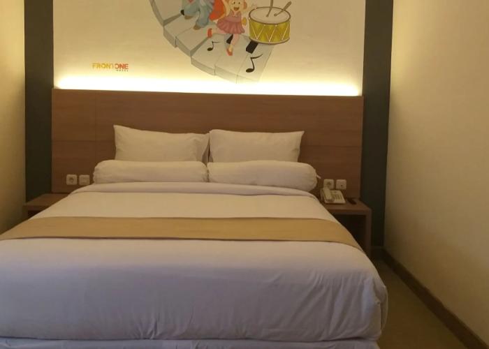 Front One Hotel Tulungagung