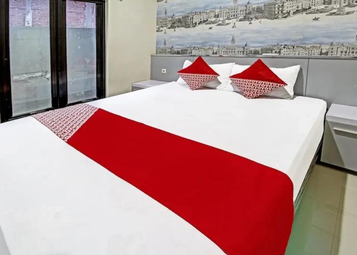 Super OYO 91202 Family Guest House Syariah