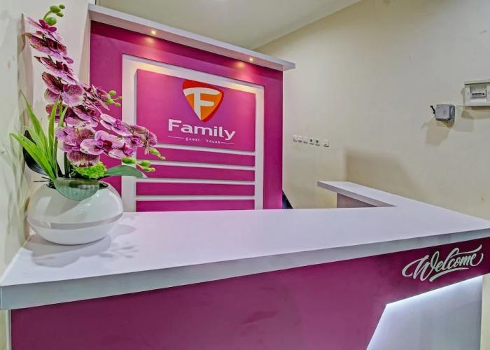Super OYO 91202 Family Guest House Syariah