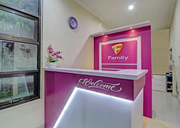 Super OYO 91202 Family Guest House Syariah