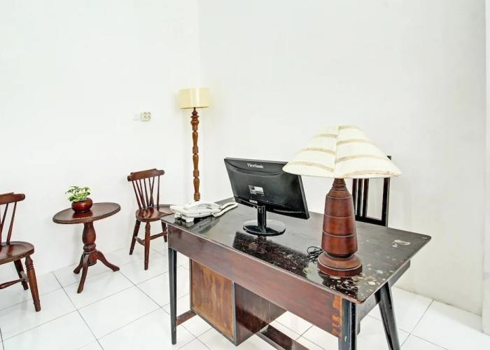 Super OYO 92433 Sirih Gading Family Guest House