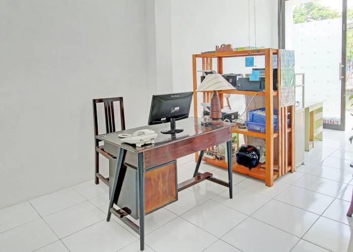 Super OYO 92433 Sirih Gading Family Guest House