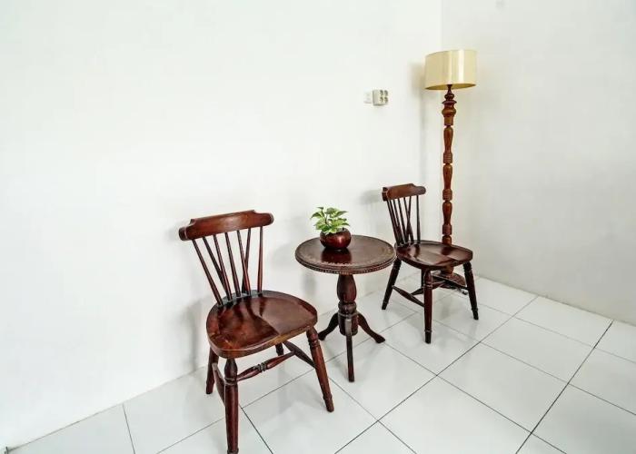 Super OYO 92433 Sirih Gading Family Guest House