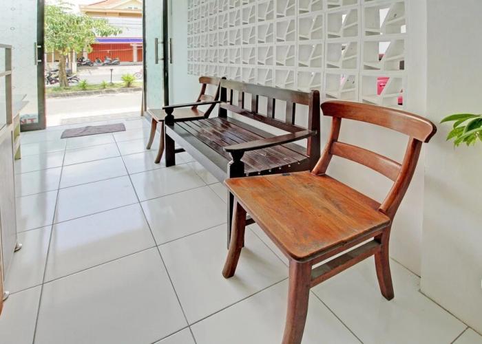 Super OYO 92433 Sirih Gading Family Guest House