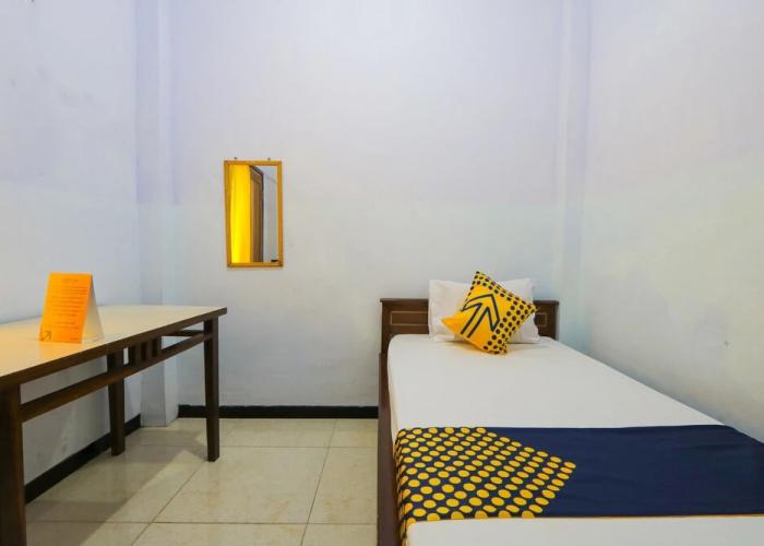 Super OYO 92433 Sirih Gading Family Guest House