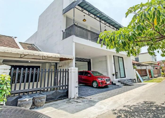 Super OYO 92433 Sirih Gading Family Guest House