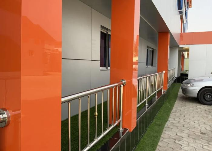 Lis Hotel And Suites