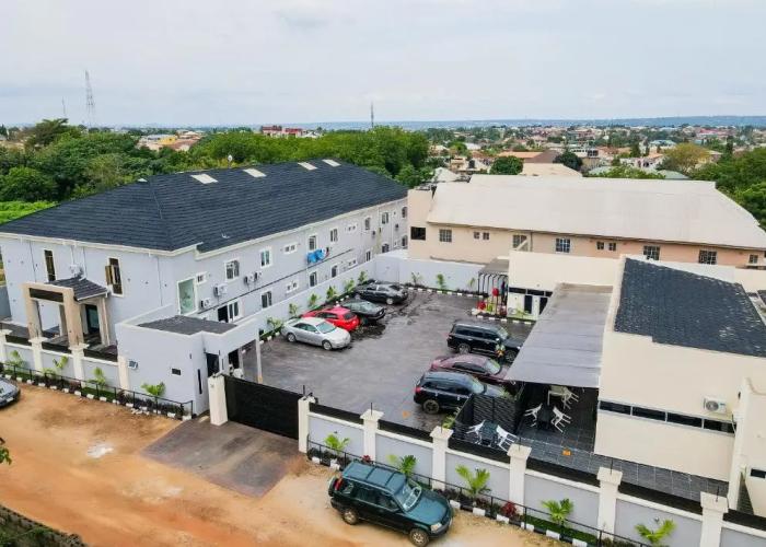 Beniks Courtyard Hotel