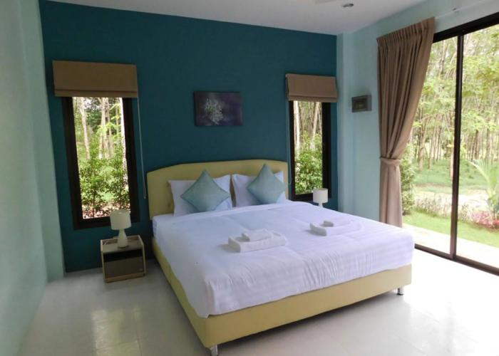 Phuket Sirinapha Resort