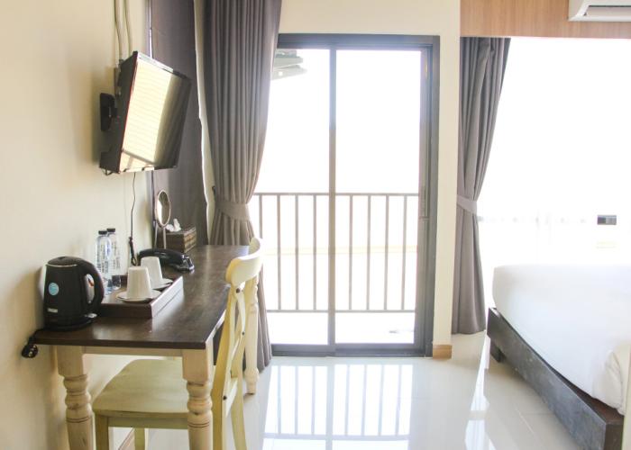 The Sixteenth Naiyang Beach Hotel