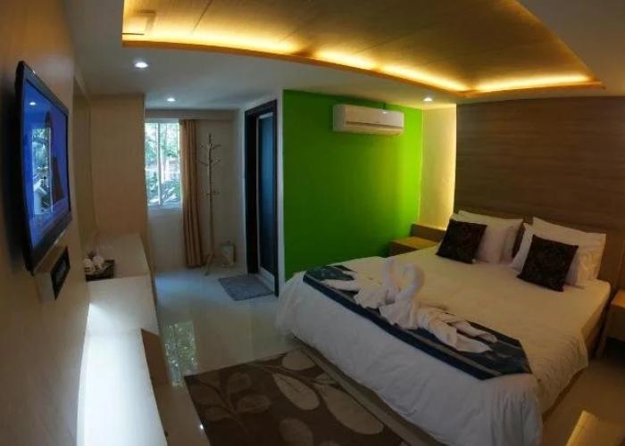 TT Naiyang Beach Phuket