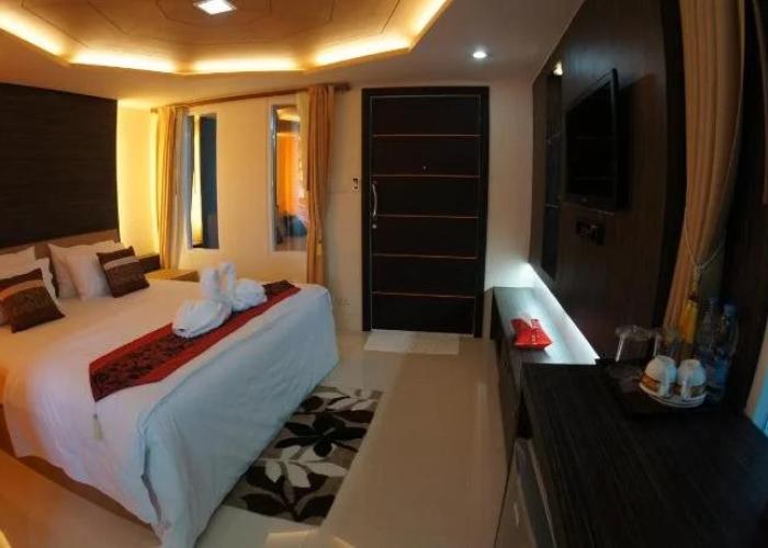 TT Naiyang Beach Phuket