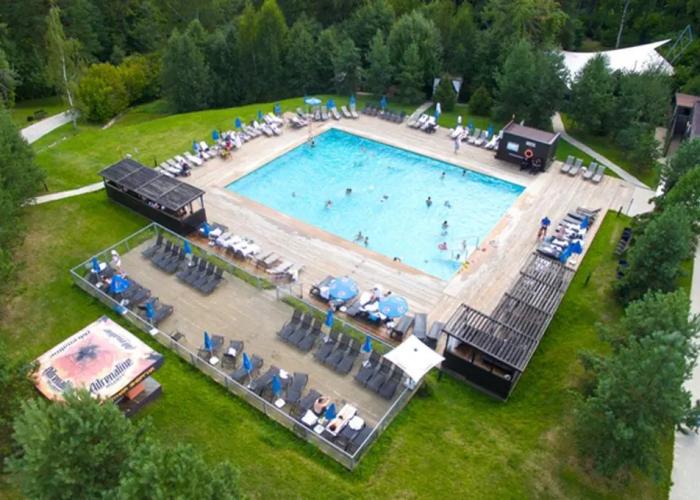 Svezhiy Veter Hotel
