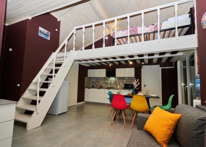 Taloni Guest house
