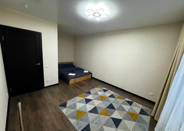 Solnechnaya Kvartira V Yuzhnoy Bittse Flat